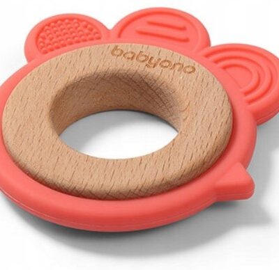 Drevené, silikónové hryzátko BabyOno - Sliepočka, koralové