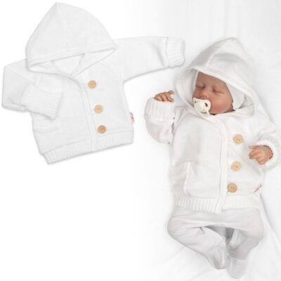 Rastúci pletený svetrík s kapucňou, zapínanie gombíkmi - biely