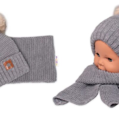 Zimná čiapka s kožušinovými brmbolcami + šál Baby Nellys Star - sivá, 6/24 mesiacov